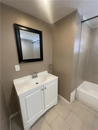 $1,500 | 149 Parkwood Road, Verona, PA 15147