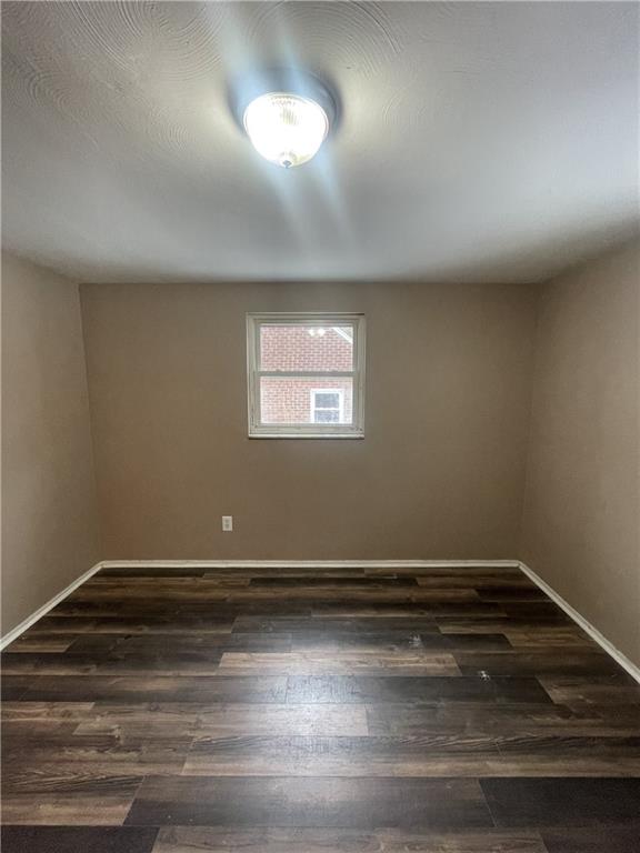 149 Parkwood Road Verona, PA 15147 - Photo 8 of 38