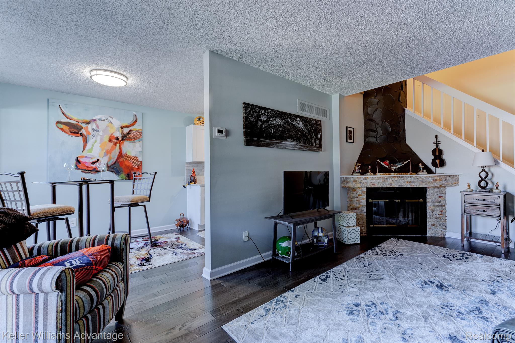 22212 Pondview Novi, MI 48375 - Photo 5 of 28 Gallery Image 5