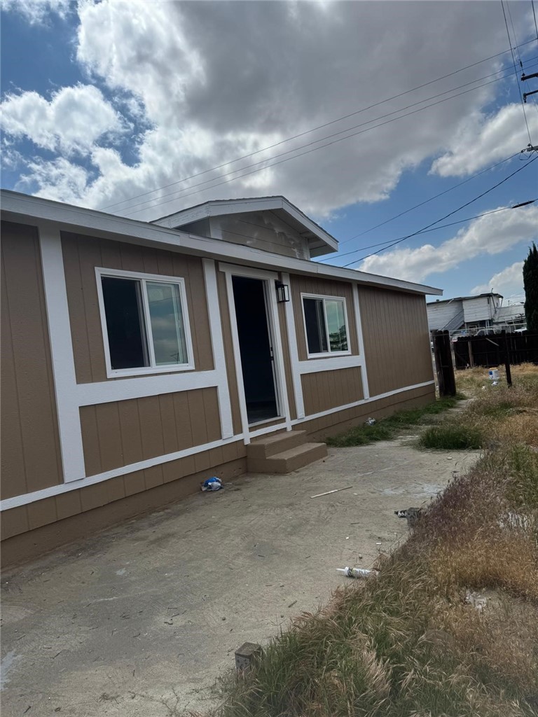 108 2nd Street Taft, CA 93268 - Photo 7 of 39