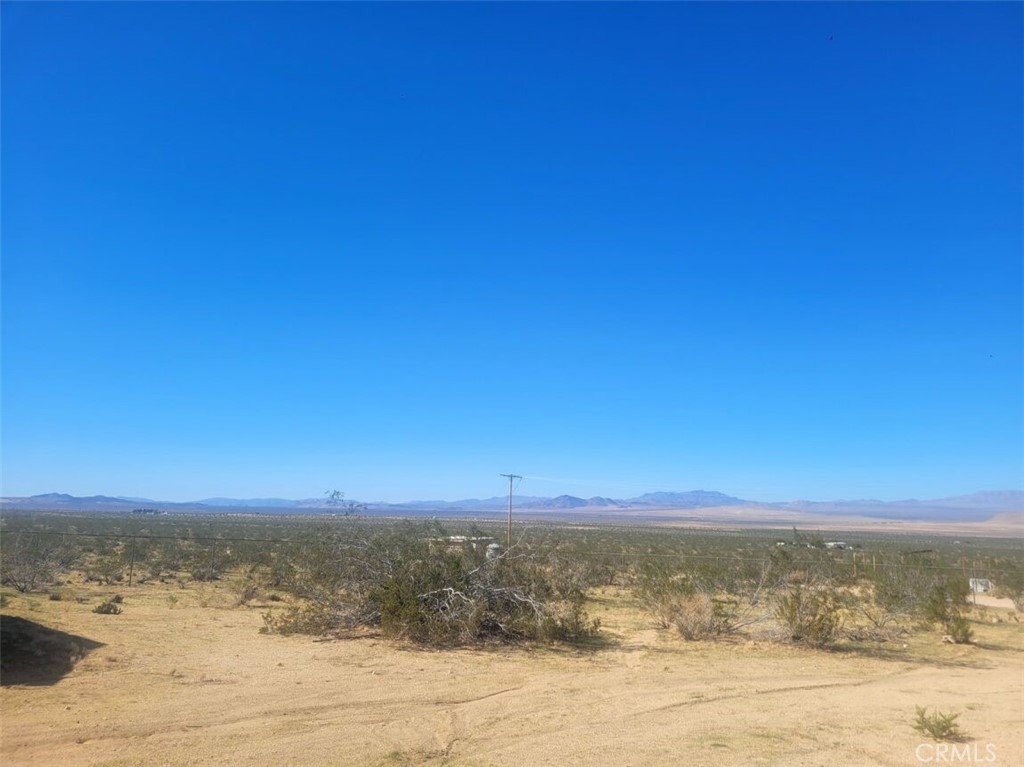 50471 Cholla Road Johnson Valley, CA 92285 - Photo 17 of 19 a view of an ocean
