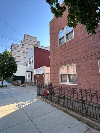 $5,580,000 | 38-12 28th Street | Long Island City