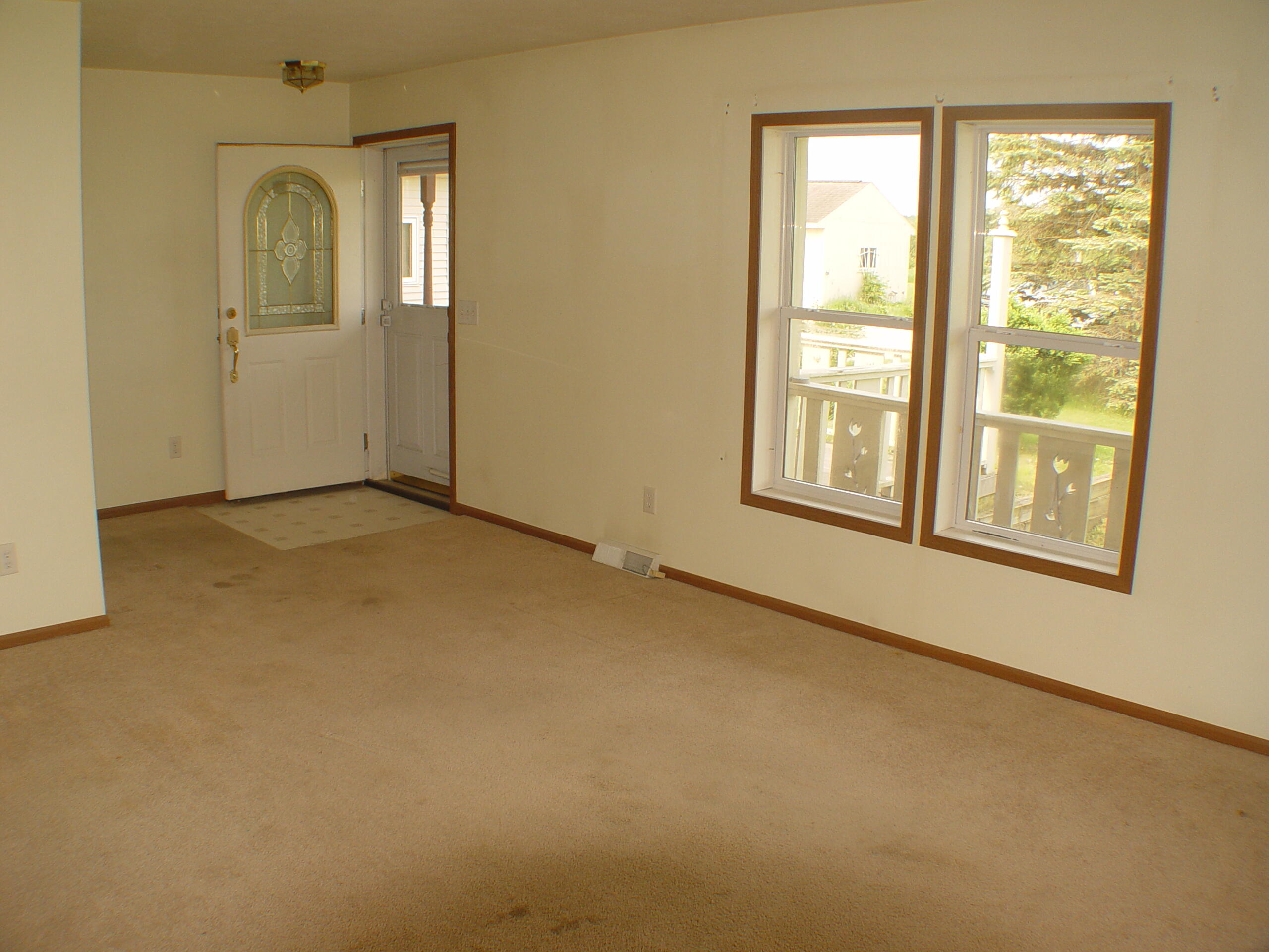 896 Becker Road Hastings, MI 49058 - Photo 3 of 27 DSC07015