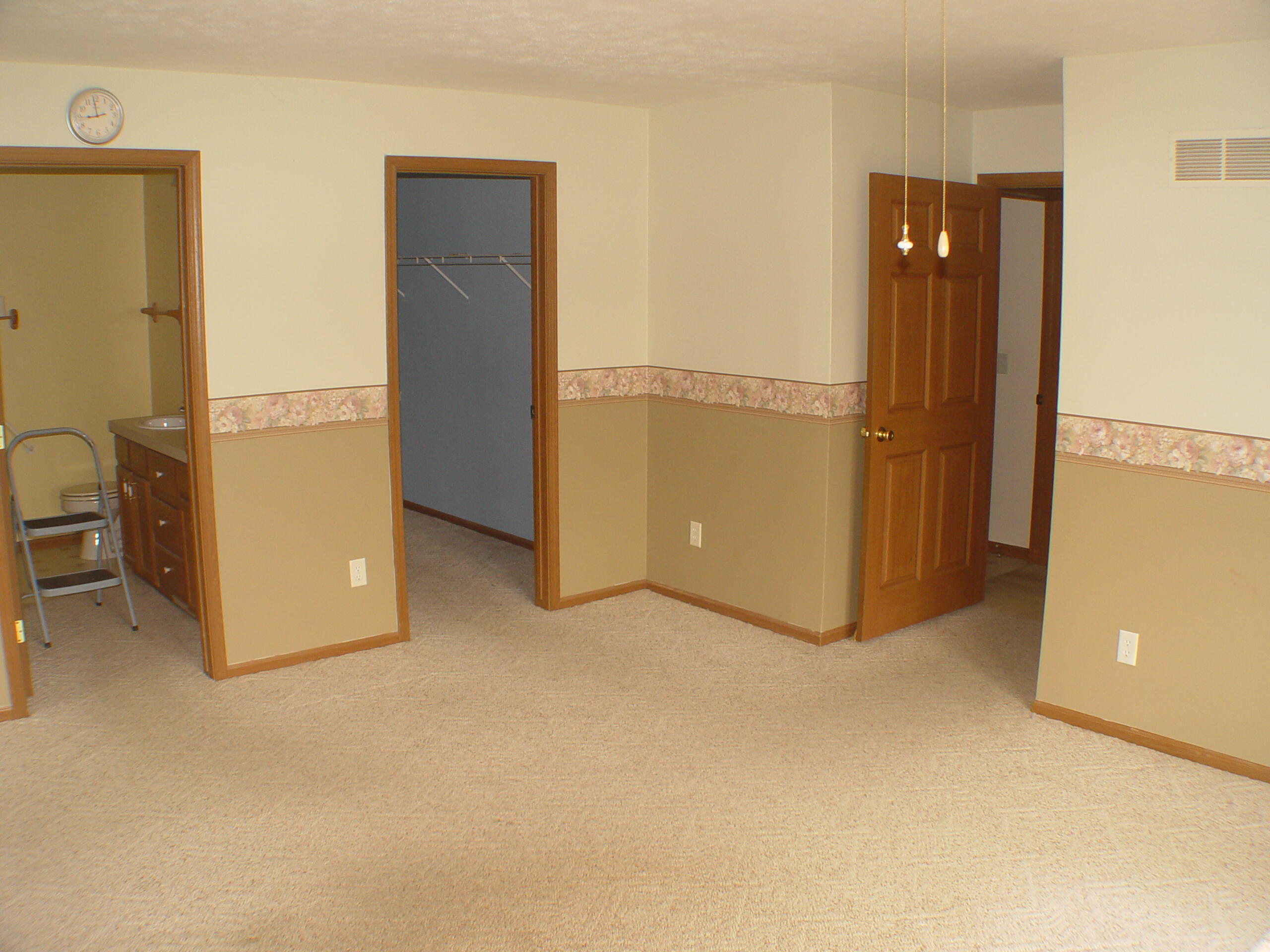 896 Becker Road Hastings, MI 49058 - Photo 9 of 27 DSC07011