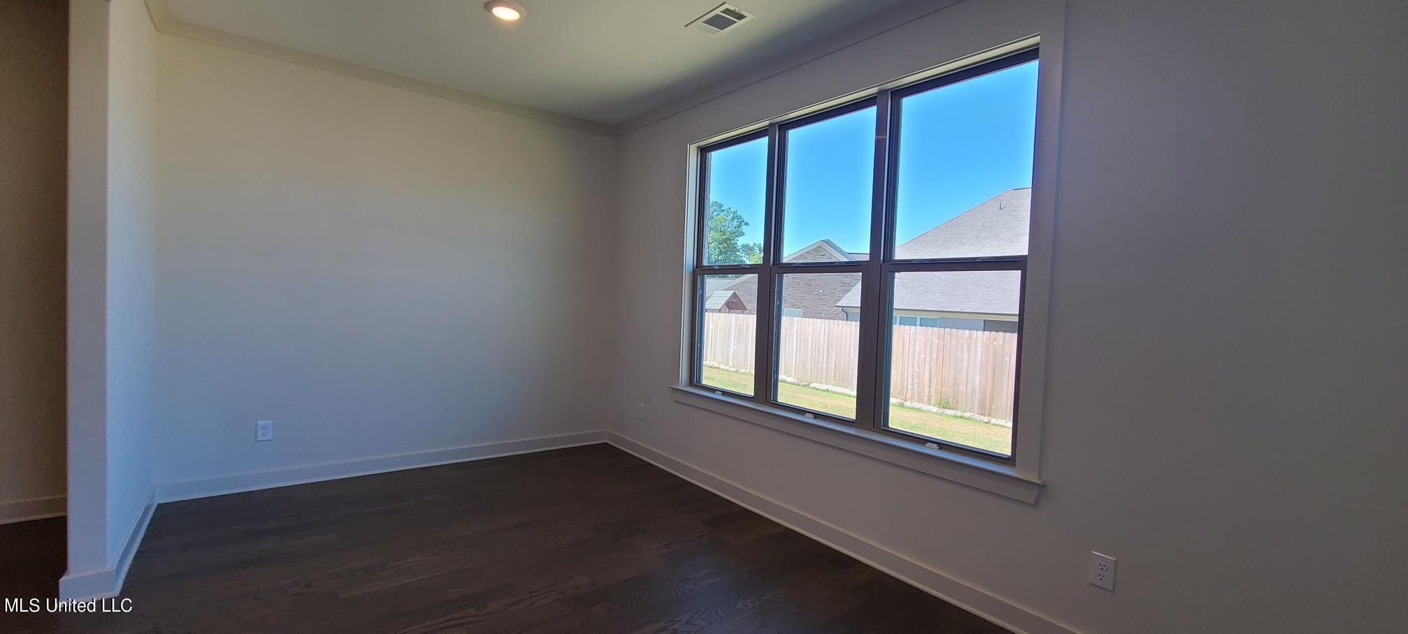 431 Ruskin Loop Hernando, MS 38632 - Photo 21 of 48 Sunroom