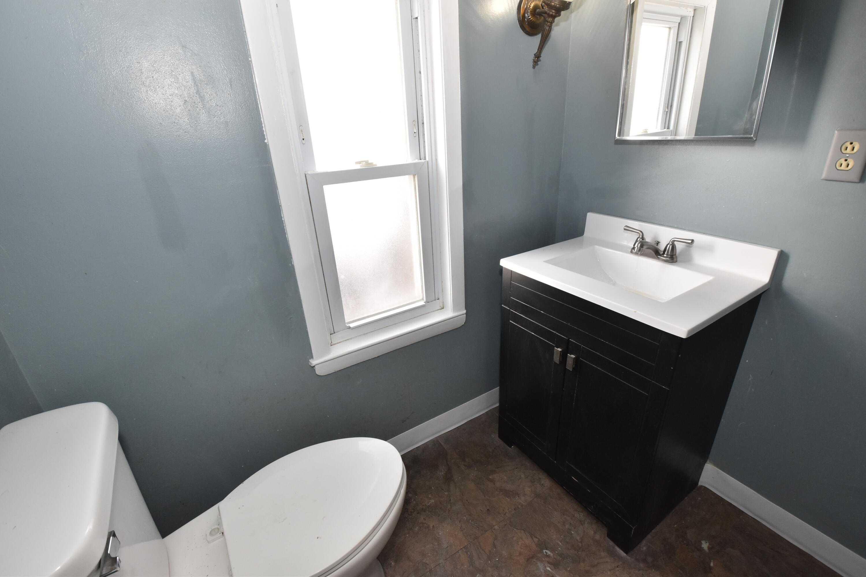 1701 Boyd Avenue Racine, WI 53405 - Photo 12 of 34 Half Bath