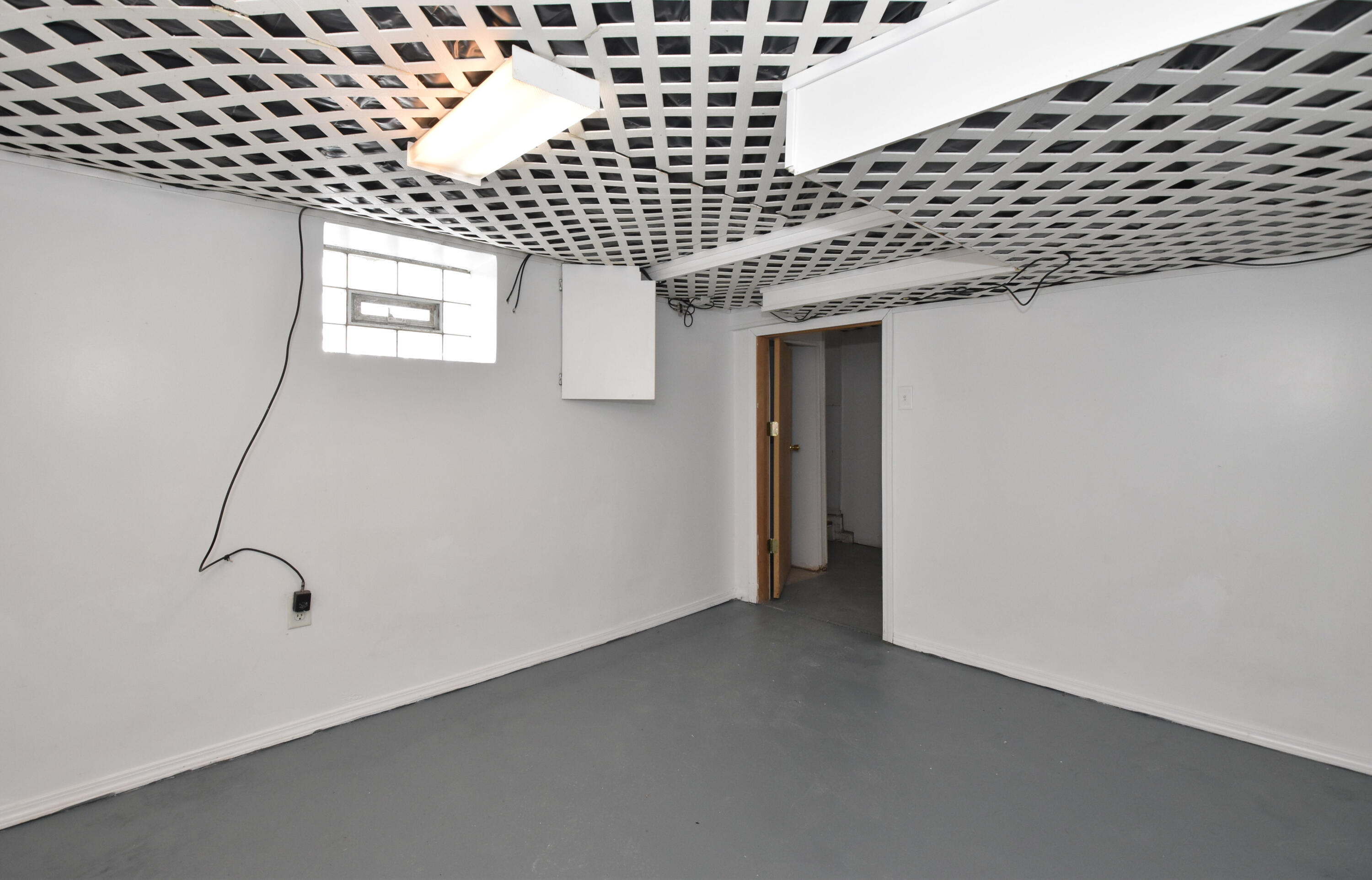 1701 Boyd Avenue Racine, WI 53405 - Photo 25 of 34 Lower Level