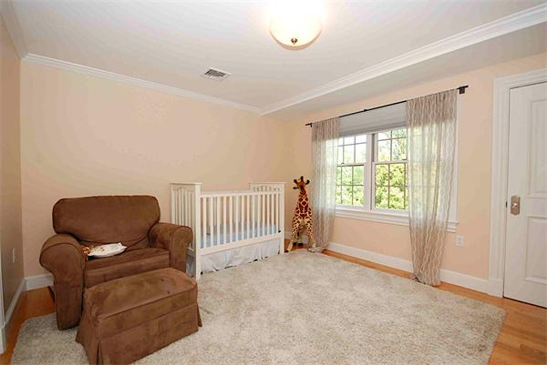 15 Harwich Road Newton, MA 02467 - Photo 12 of 22