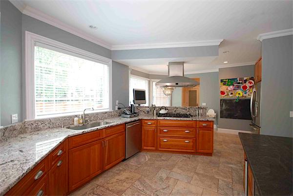 15 Harwich Road Newton, MA 02467 - Photo 5 of 22