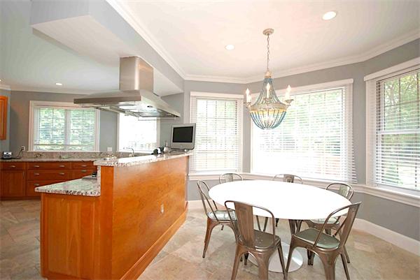 15 Harwich Road Newton, MA 02467 - Photo 6 of 22