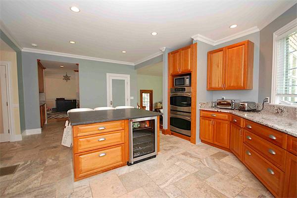 15 Harwich Road Newton, MA 02467 - Photo 7 of 22