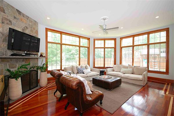 15 Harwich Road Newton, MA 02467 - Photo 8 of 22