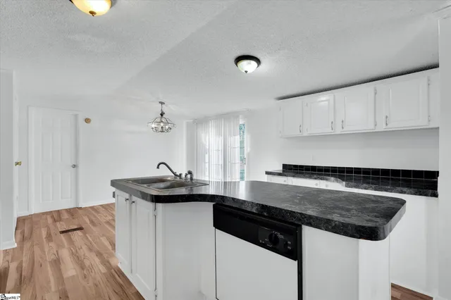 $175,000 | 210 Elaine Drive, Piedmont, SC 29673