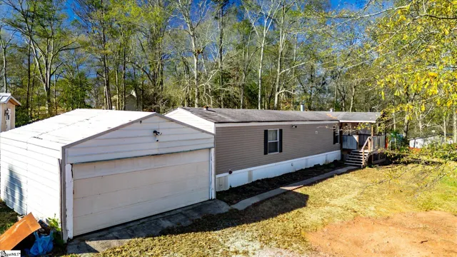 $175,000 | 210 Elaine Drive, Piedmont, SC 29673