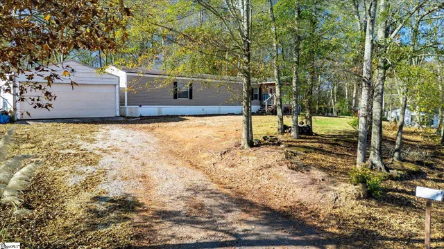 $175,000 | 210 Elaine Drive, Piedmont, SC 29673