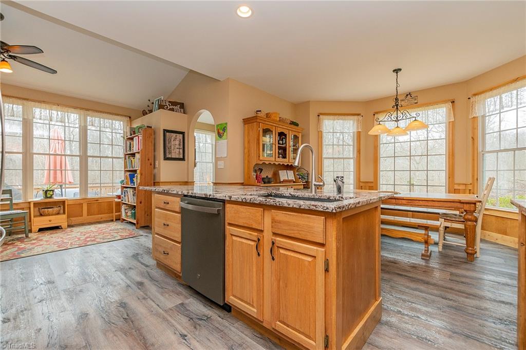 3527 Thayer Road Trinity, NC 27370 - Photo 18 of 46