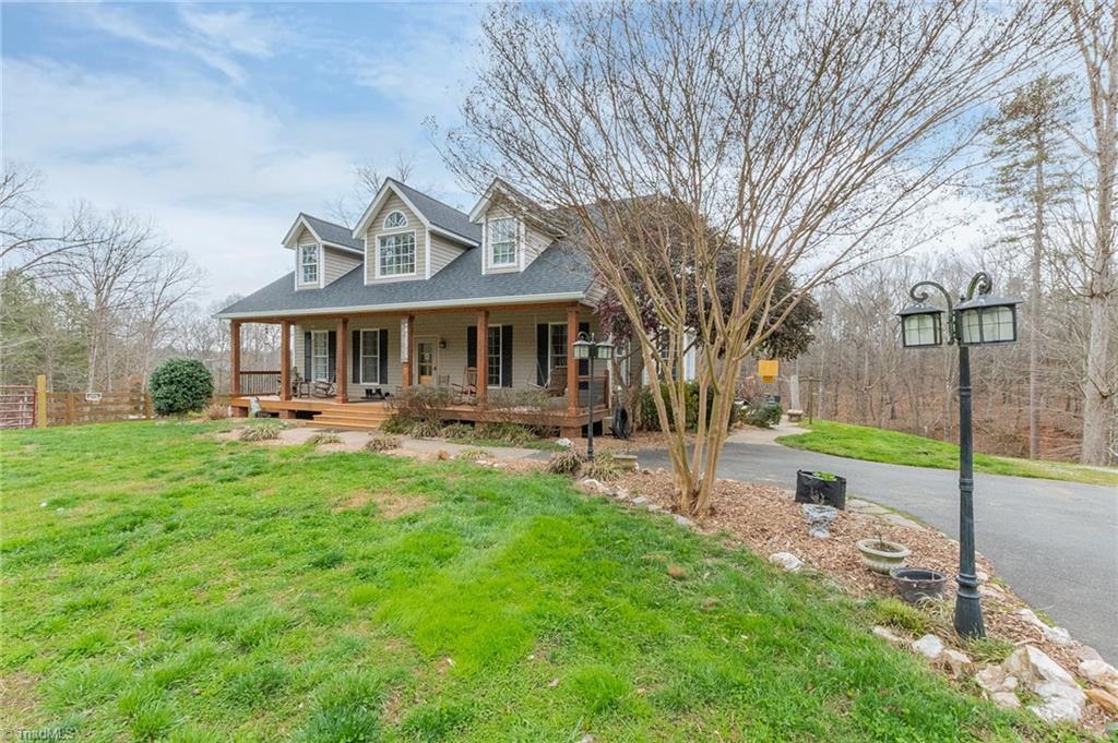 3527 Thayer Road Trinity, NC 27370 - Photo 4 of 46