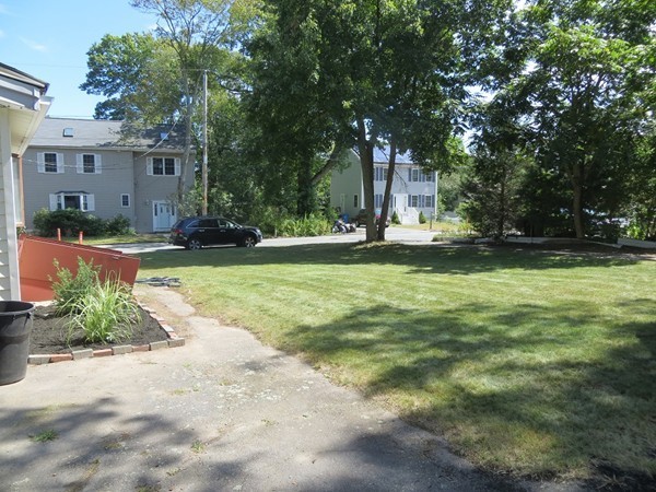 12 Rockefeller Street Randolph, MA 02368 - Photo 4 of 18 Gallery Image 4