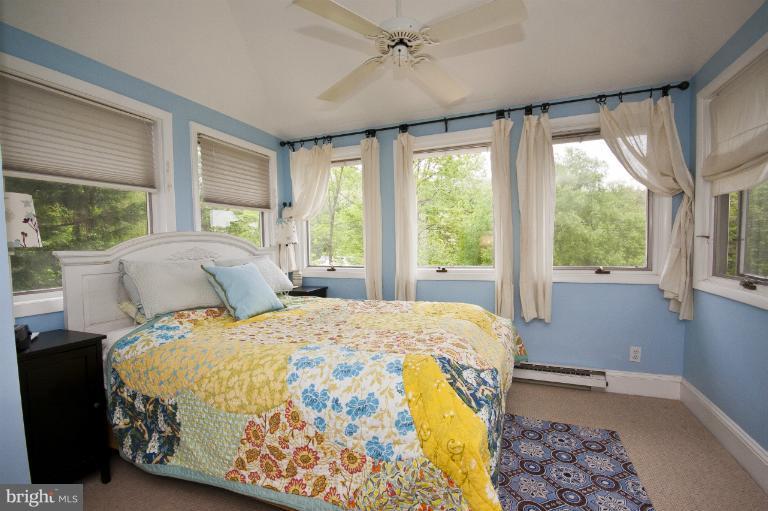 4607 Wilmslow Road Baltimore, MD 21210 - Photo 21 of 30 Bedroom (Master)