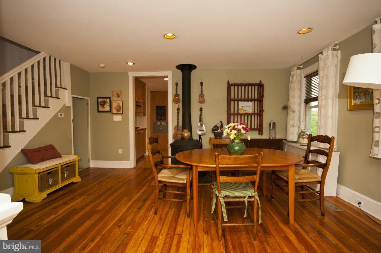 4607 Wilmslow Road Baltimore, MD 21210 - Photo 28 of 30 Dining Room