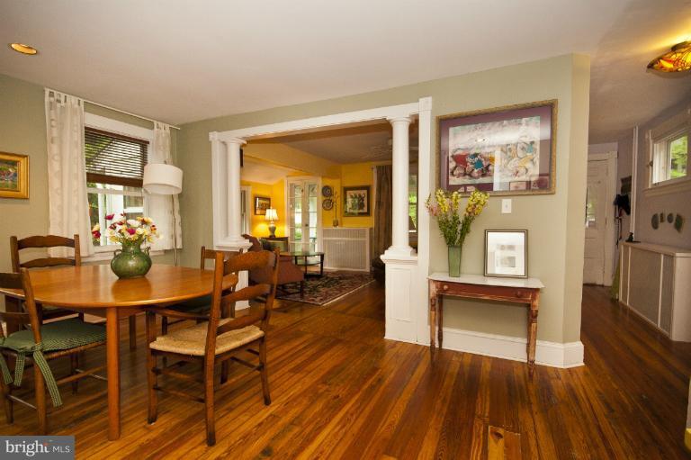 4607 Wilmslow Road Baltimore, MD 21210 - Photo 9 of 30 Dining Room