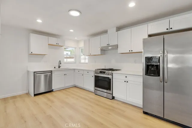 $4,250 | 1548 South Citrus Avenue, Escondido, CA 92027