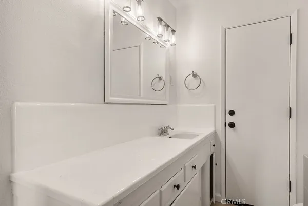 $3,750 | 1548 South Citrus Avenue, Escondido, CA 92027