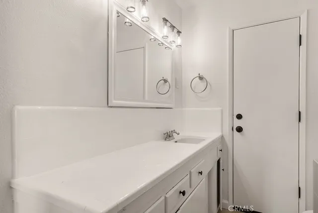 $4,250 | 1548 South Citrus Avenue, Escondido, CA 92027