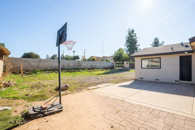 $4,250 | 1548 South Citrus Avenue, Escondido, CA 92027