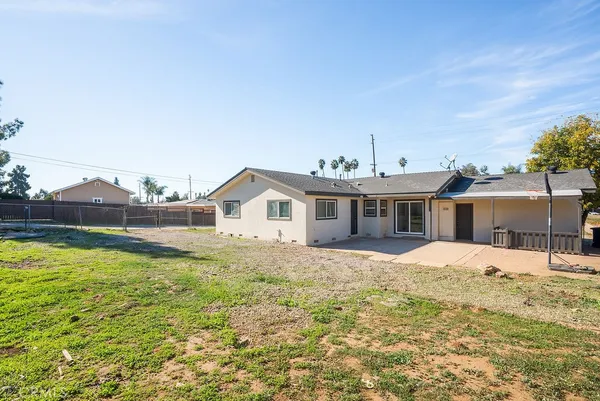 $3,750 | 1548 South Citrus Avenue, Escondido, CA 92027