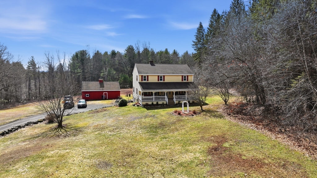 76 High Street Southampton, MA 01073 - Photo 2 of 42