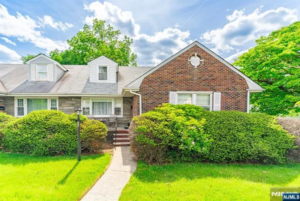 $599,500 | 506-508 Irvington Avenue, Maplewood, NJ 07040