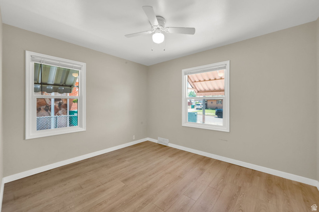 565 East 400 South Clearfield, UT 84015 - Photo 9 of 23