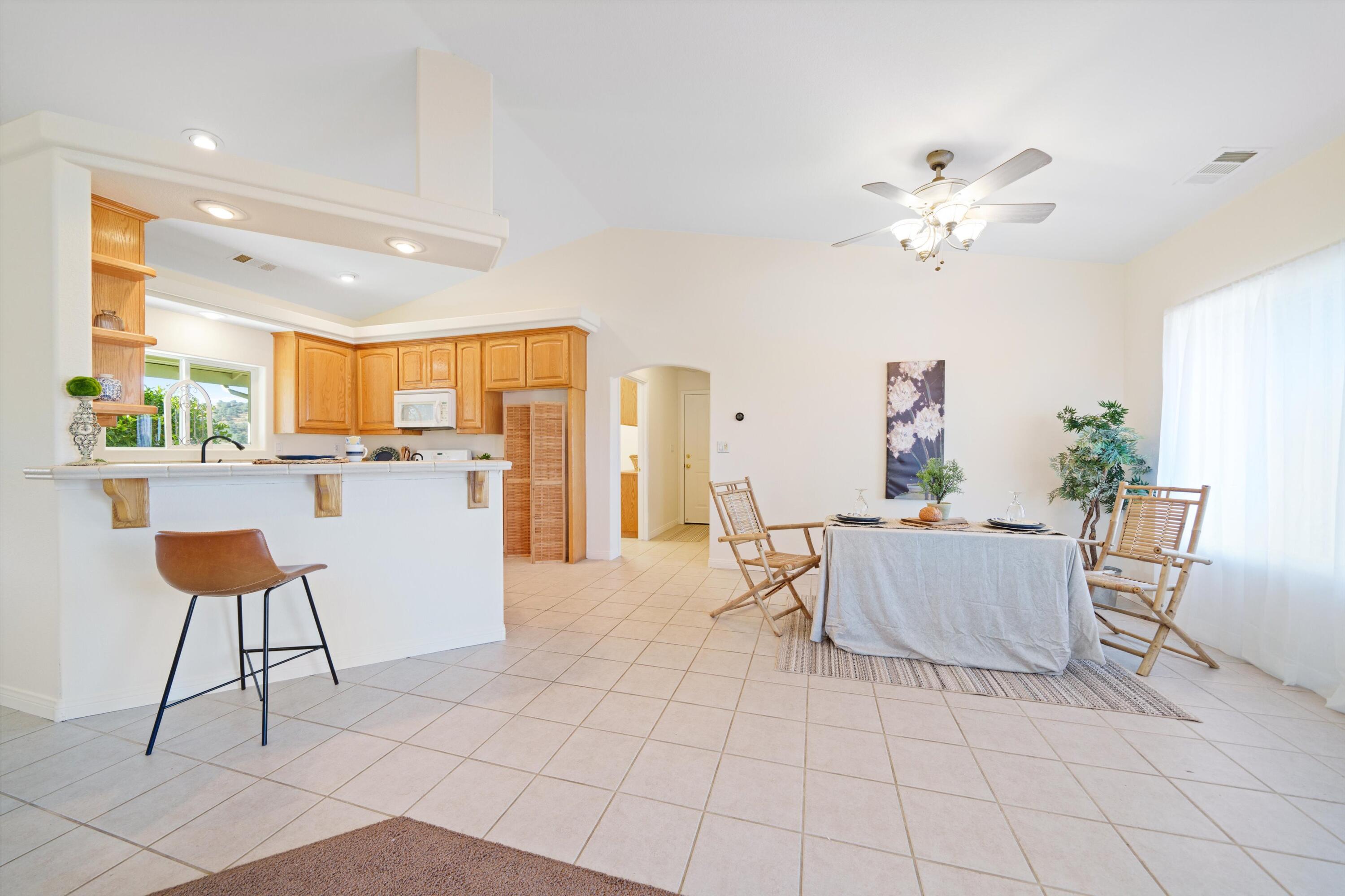 30740 Fox Ridge Court Tehachapi, CA 93561 - Photo 15 of 29 14-JYP03635