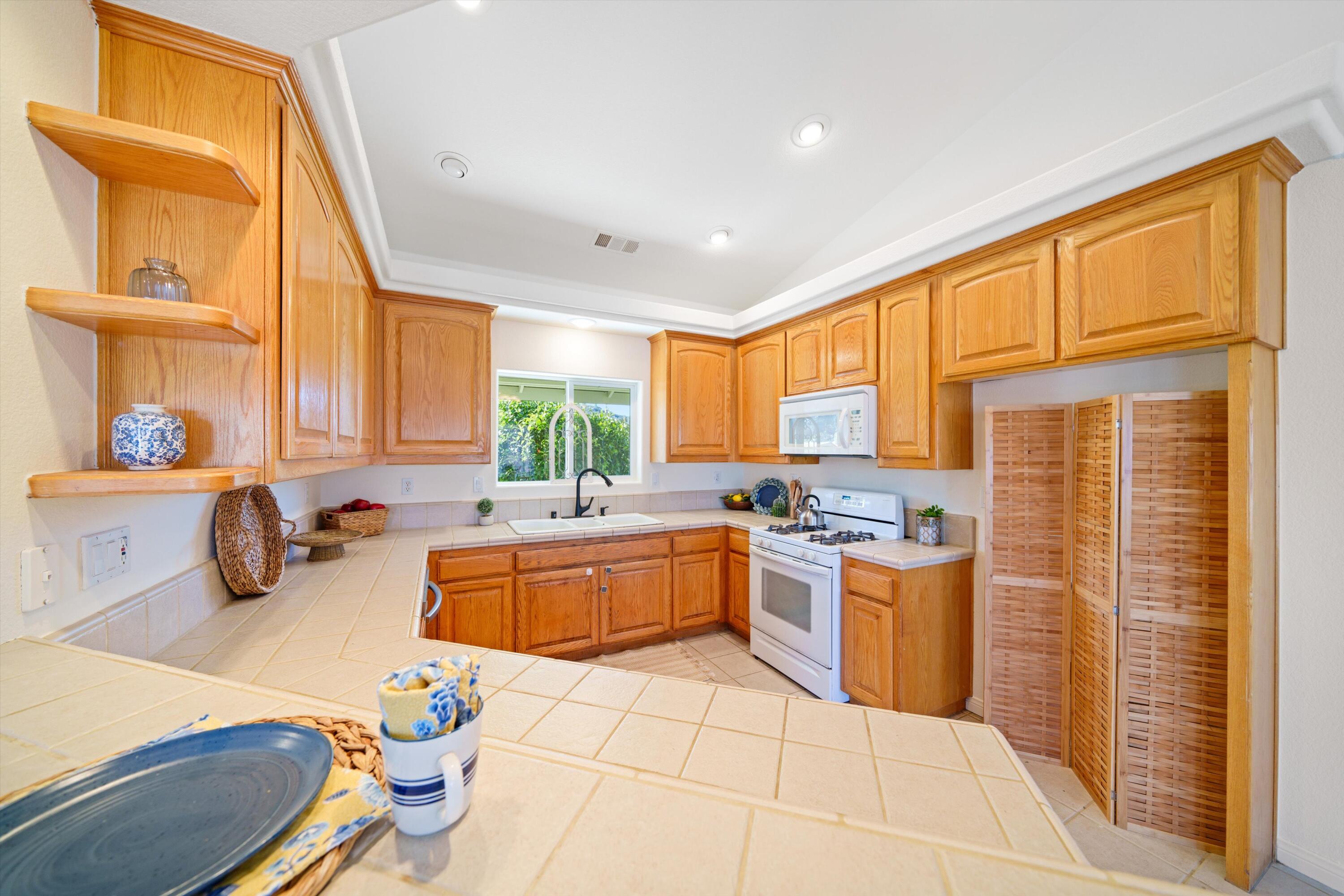 30740 Fox Ridge Court Tehachapi, CA 93561 - Photo 19 of 29 18-JYP03647