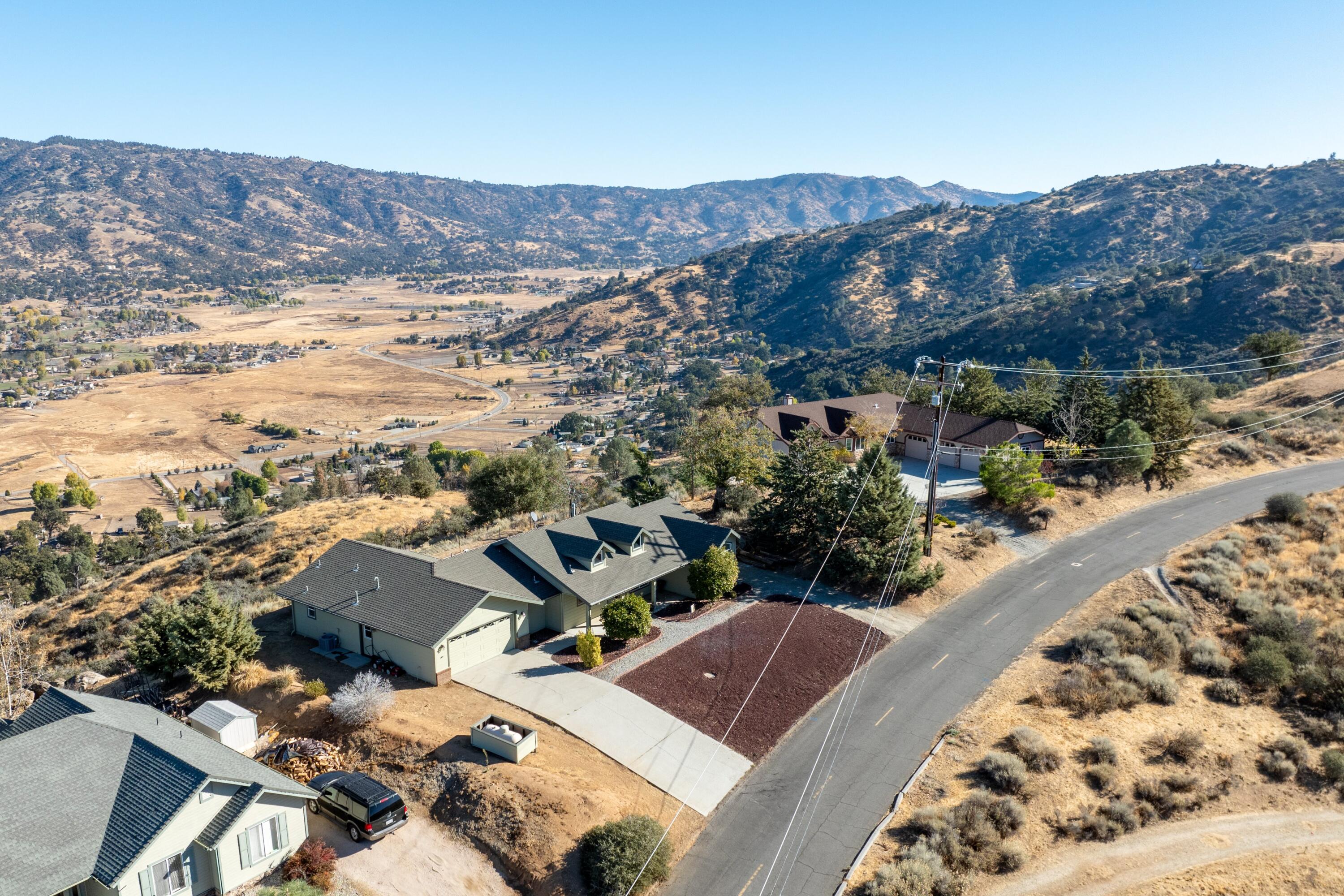 30740 Fox Ridge Court Tehachapi, CA 93561 - Photo 28 of 29 30-DJI_0333-HDR-Edit