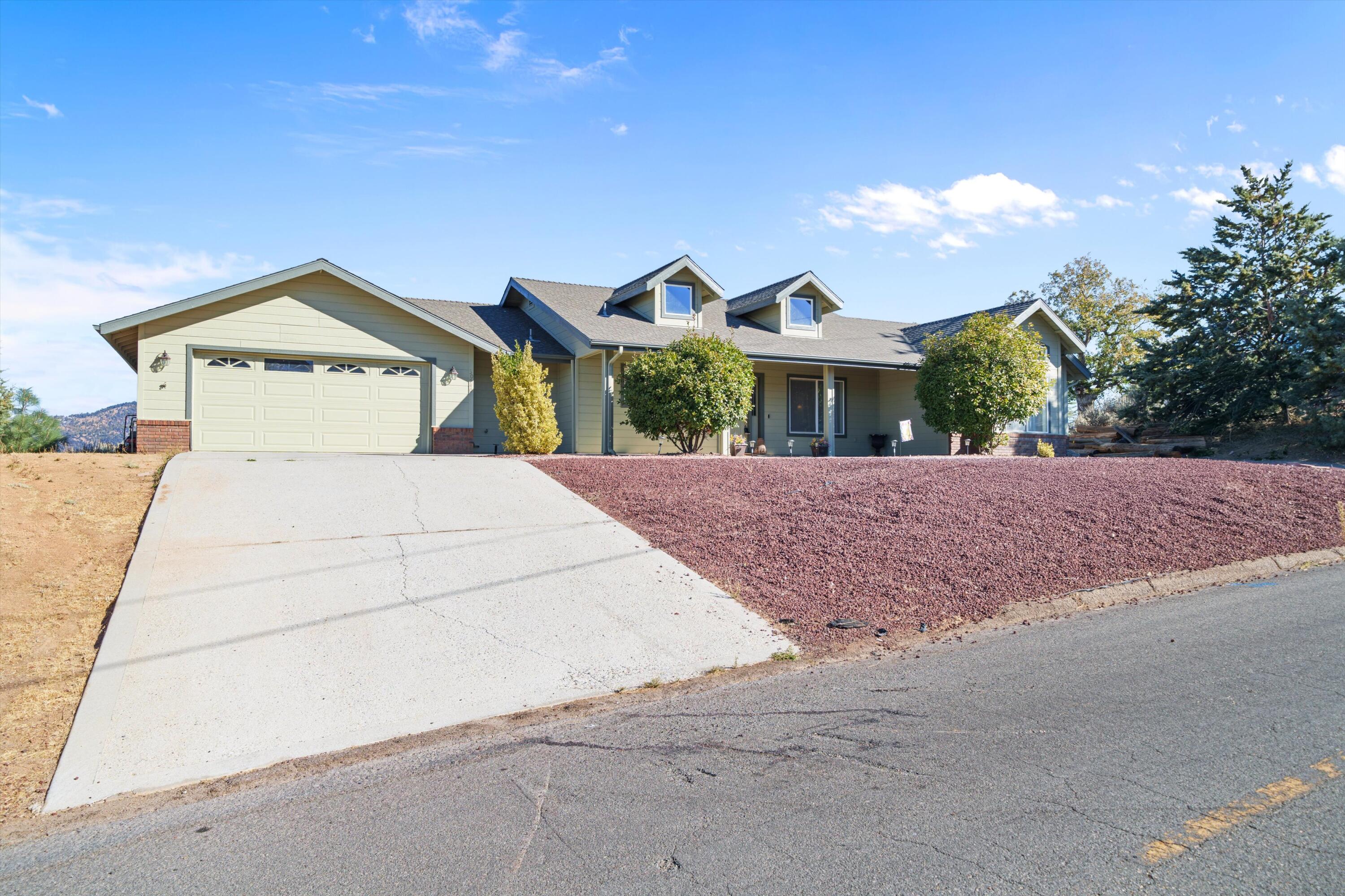 30740 Fox Ridge Court Tehachapi, CA 93561 - Photo 3 of 29 03-JYP03602 copy