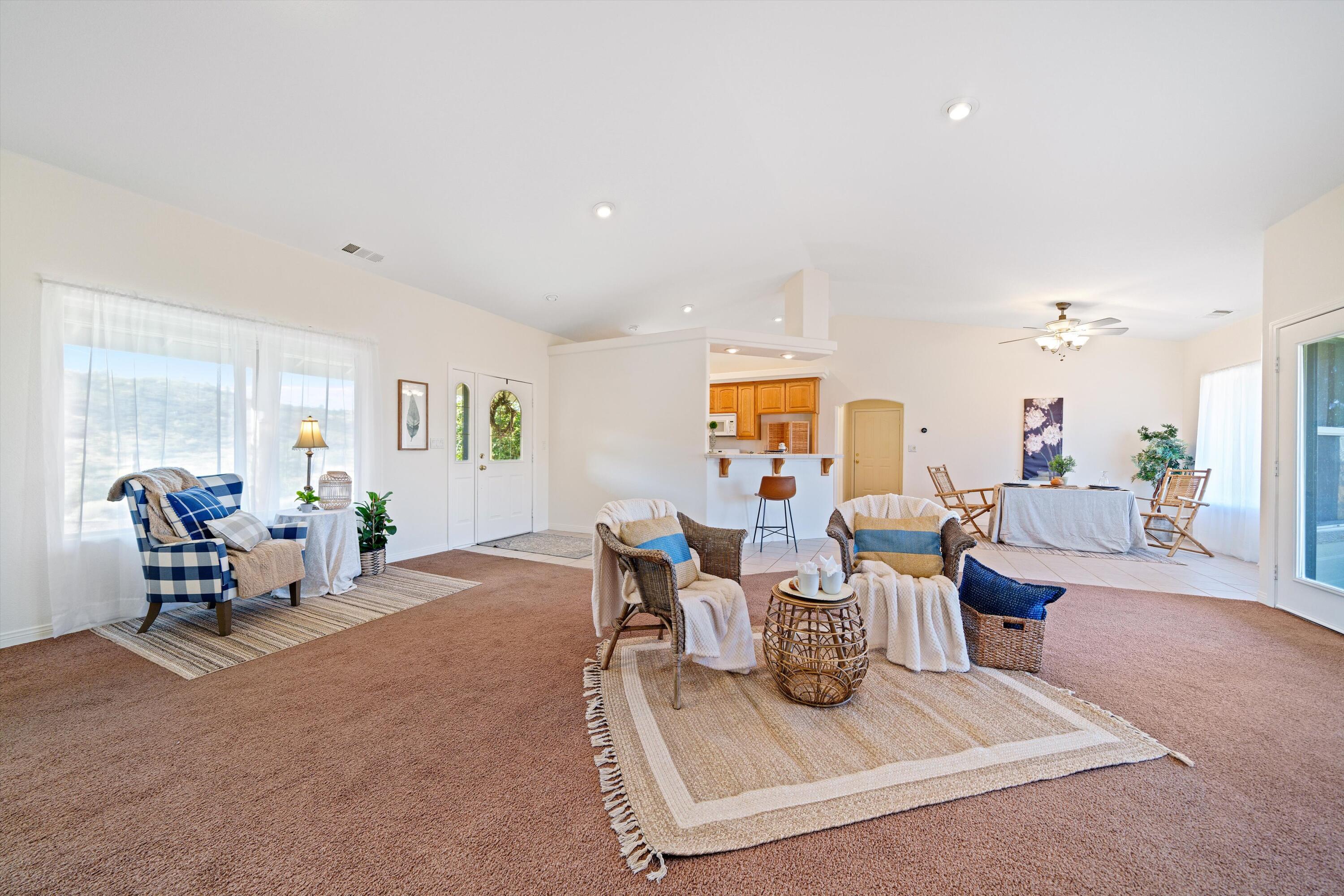 30740 Fox Ridge Court Tehachapi, CA 93561 - Photo 8 of 29 07-JYP03614