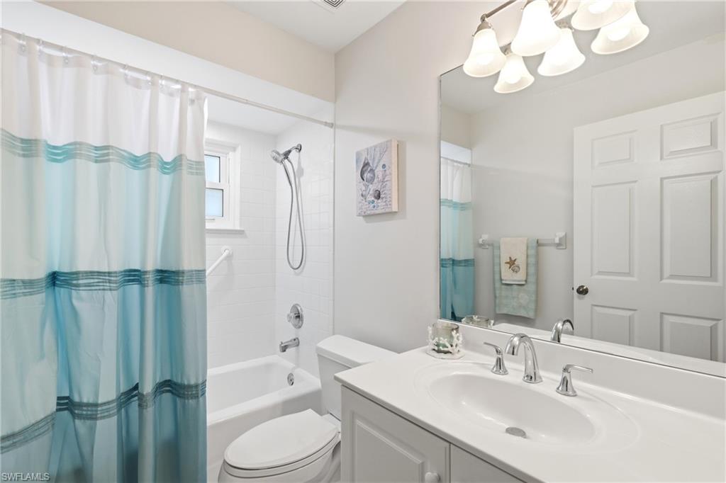 203 Via Perignon, Unit 24 Naples, FL 34119 - Photo 27 of 42 Guest bath