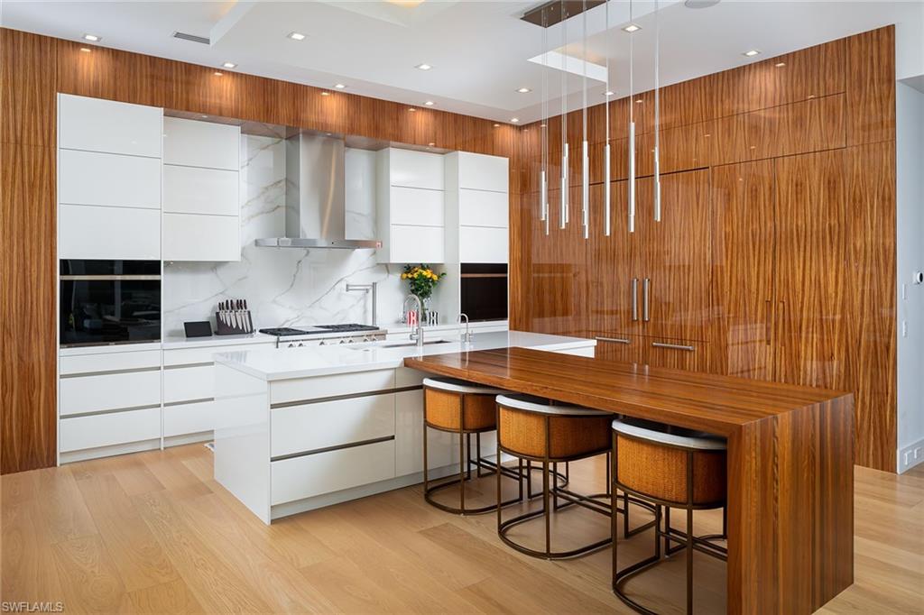 146 Myrtle Road Naples, FL 34108 - Photo 15 of 50