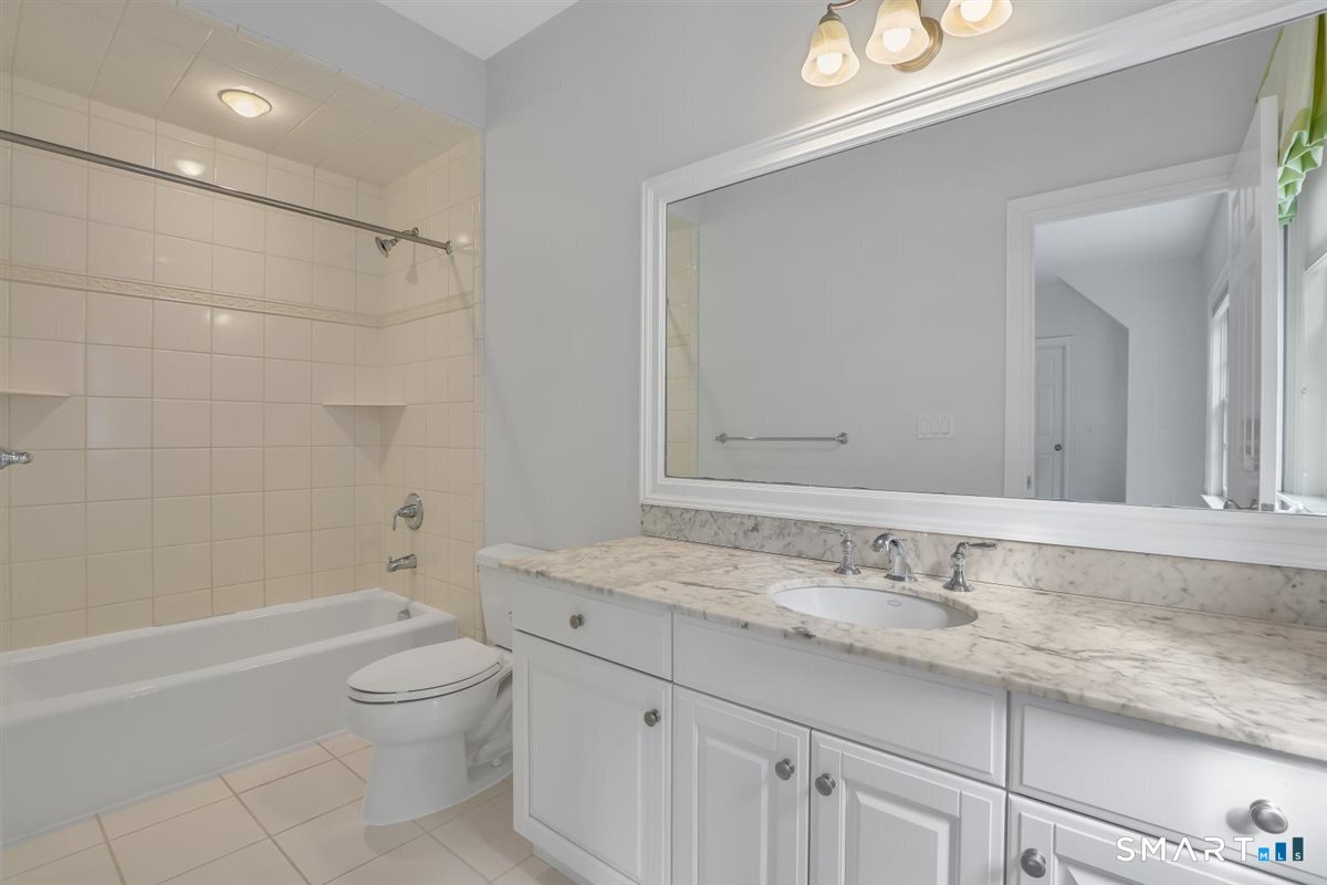 24 Red Fox Run Canton, CT 06019 - Photo 28 of 40 Bathroom for bedroom #2