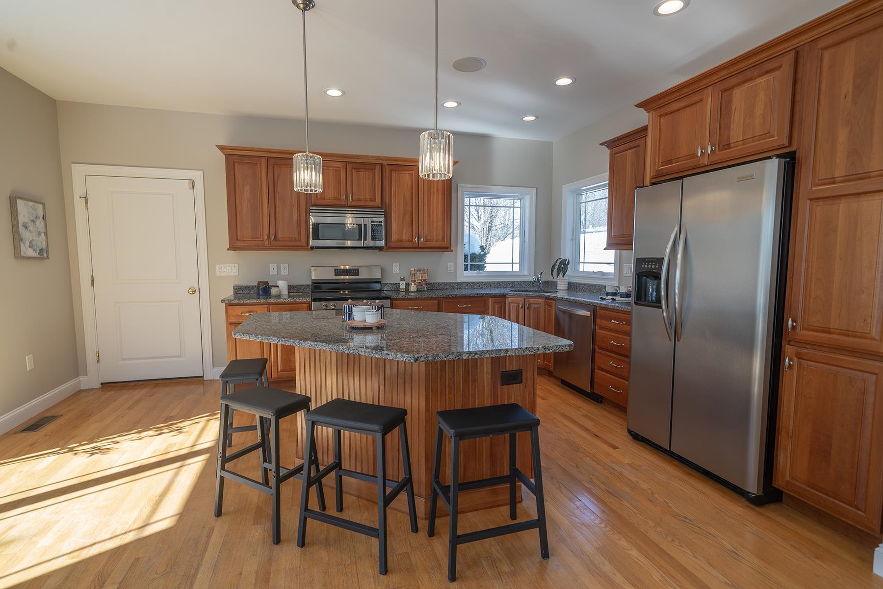 38 Gordon Mountain Road Windham, NH 03087 - Photo 3 of 33