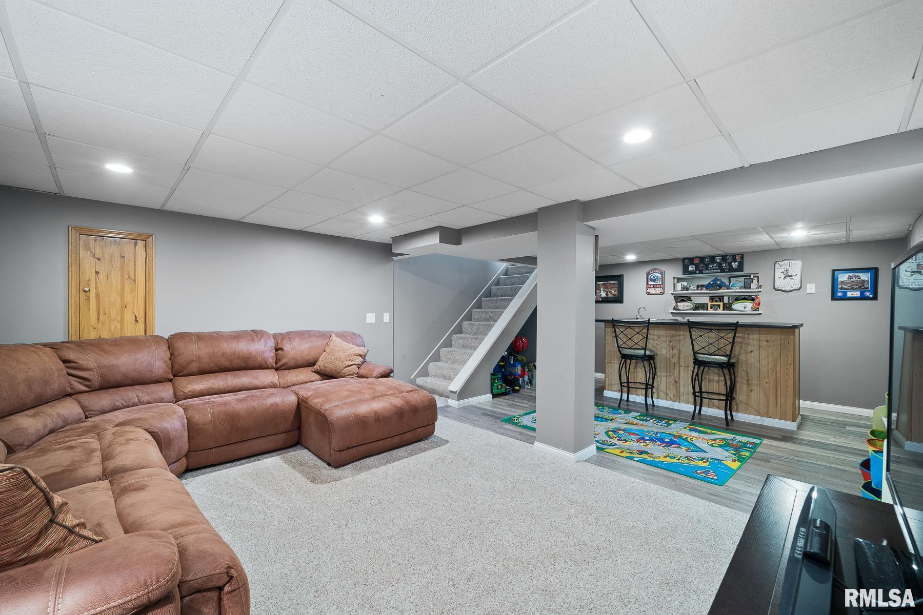 1370 Valley Drive Springfield, IL 62702 - Photo 31 of 33