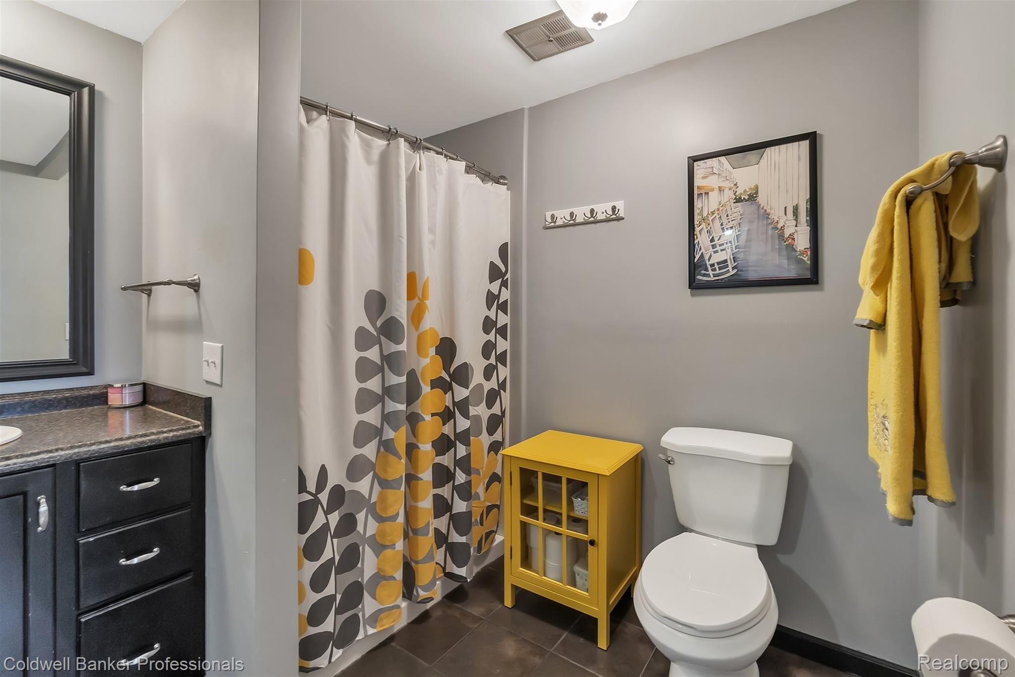 6951 East Spring Drive Canton, MI 48187 - Photo 23 of 43 Updated master bath