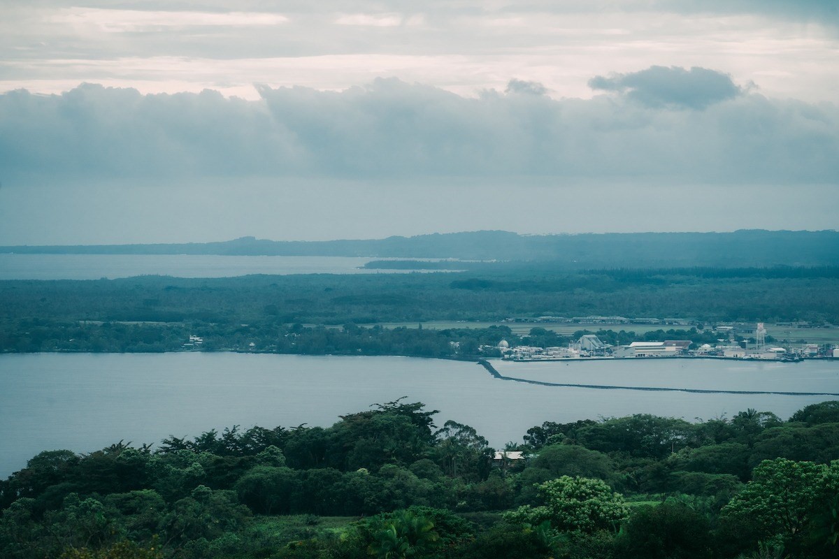 27-476 Indian Tree Road Papaikou, HI 96781 - Photo 4 of 24 a view of a lake from a yard