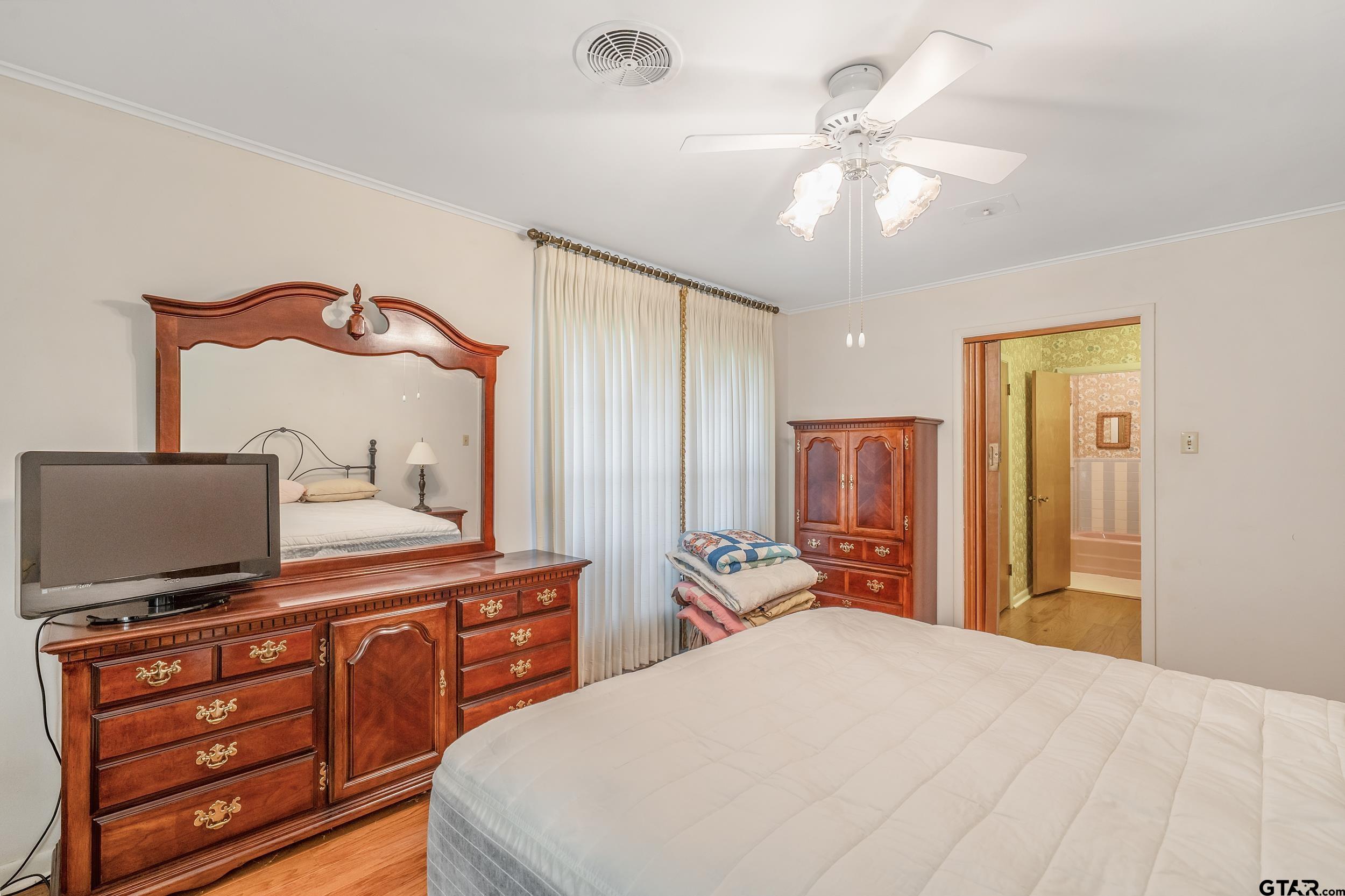 1858 Dickinson Drive Rusk, TX 75785 - Photo 16 of 35