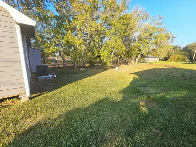 $1,100 | 2919 Letulle Avenue, Bay City, TX 77414