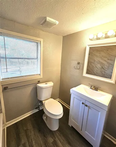 $1,100 | 2919 Letulle Avenue, Bay City, TX 77414