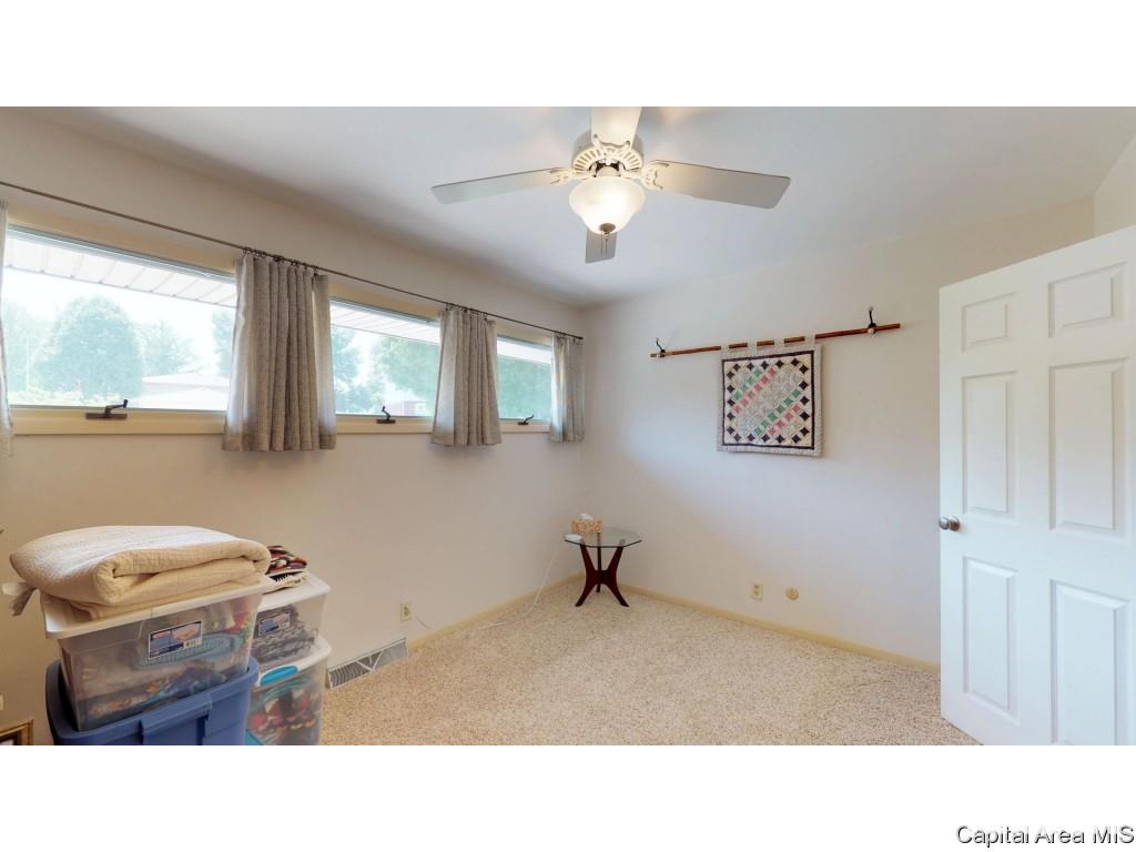 49 Greencastle Circle Springfield, IL 62712 - Photo 13 of 30 Gallery Image 13