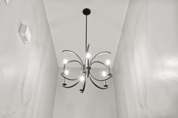 $339,950 | 123 Windmill, Santa Teresa, NM 88008